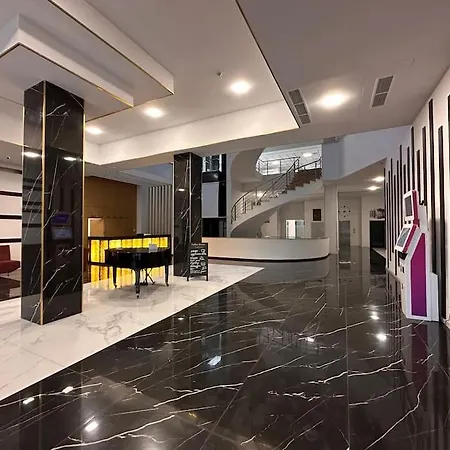Apt With Terrace To Chill And Mountain View تساجكادزور المظهر الخارجي الصورة