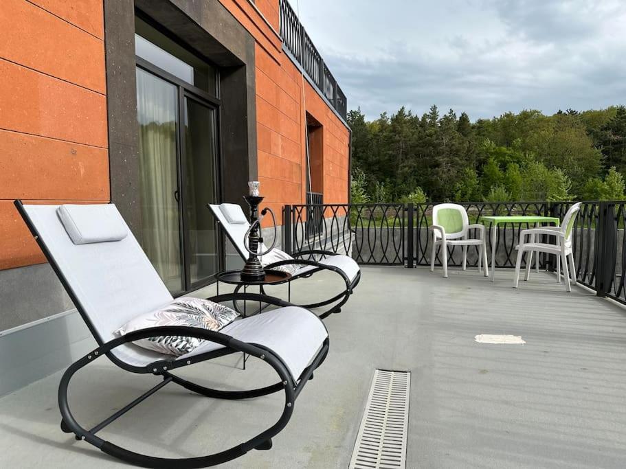 With Terrace To Chill And Mountain View Apartment